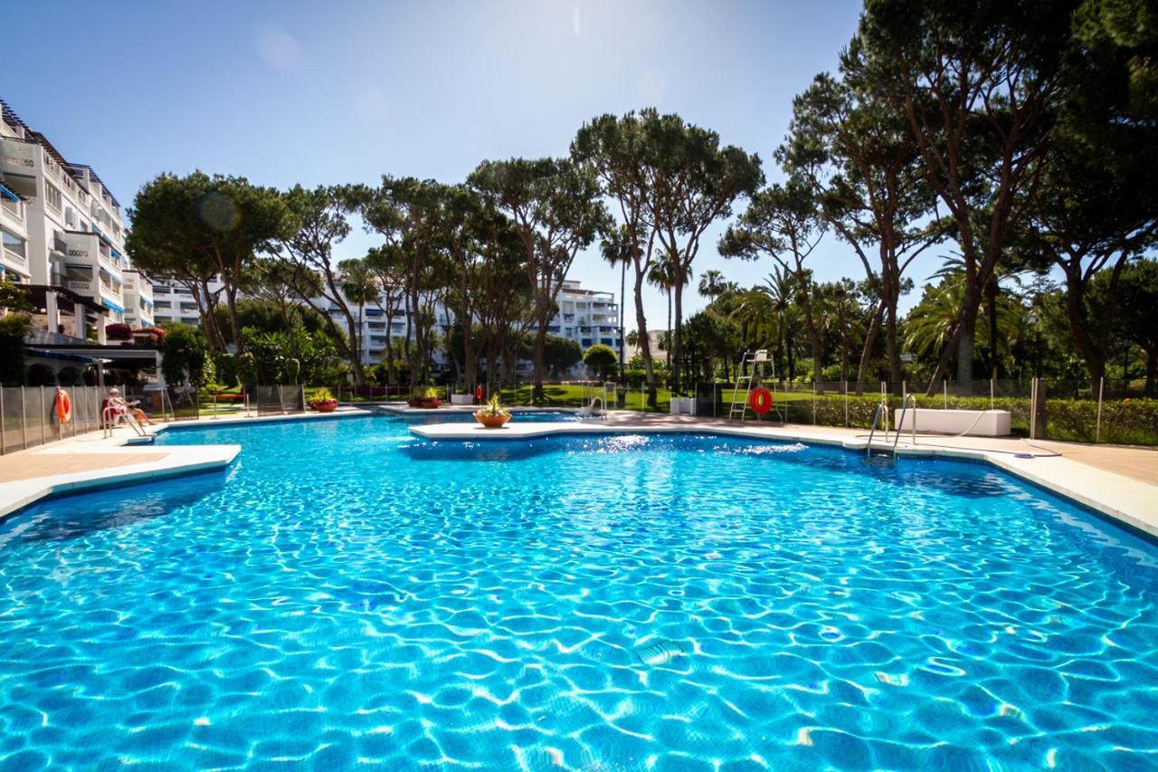 Marbella Banus Suites - Bird Of Paradise Playas Del Duque Banus Suite Apartment Екстериор снимка
